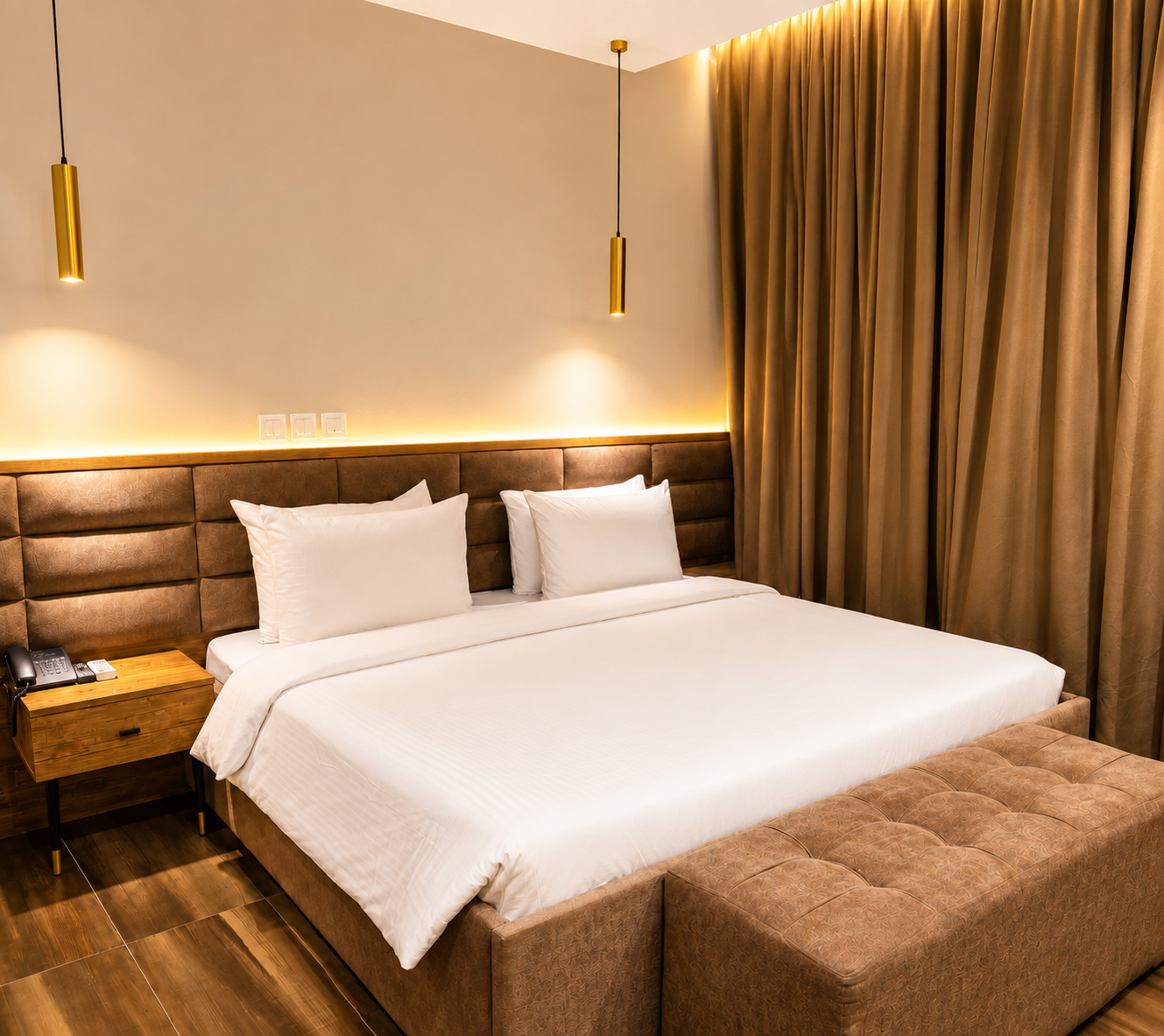 Rollins Deluxe Room